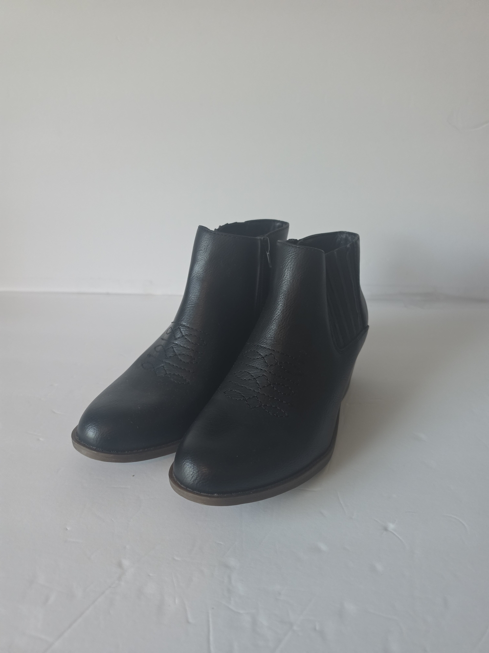 FRYE and CO. Black Western Ankle Boots • NWOT